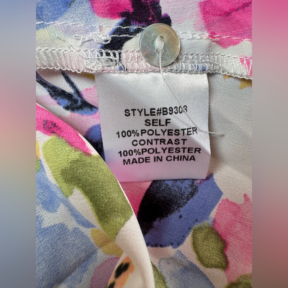 Jodifl Floral Flutter Sleeve Blouse- New With Tags- Small - Picture 4 of 5